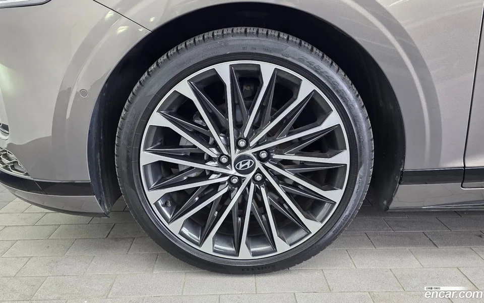 Hyundai Grandeur 2.5 2WD 2023 — миниатюра 5