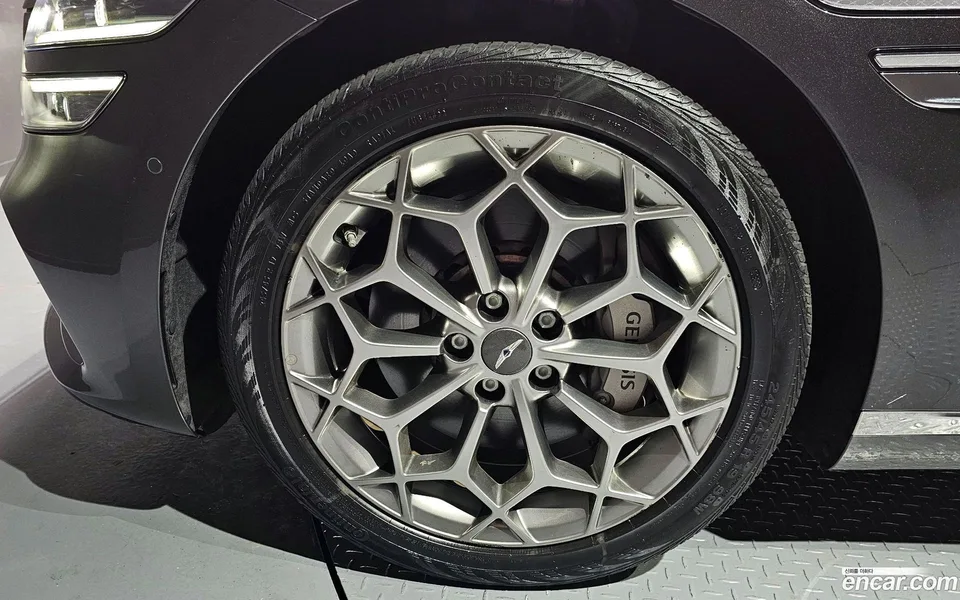 Genesis G80 2.5 AWD 2023 — миниатюра 5