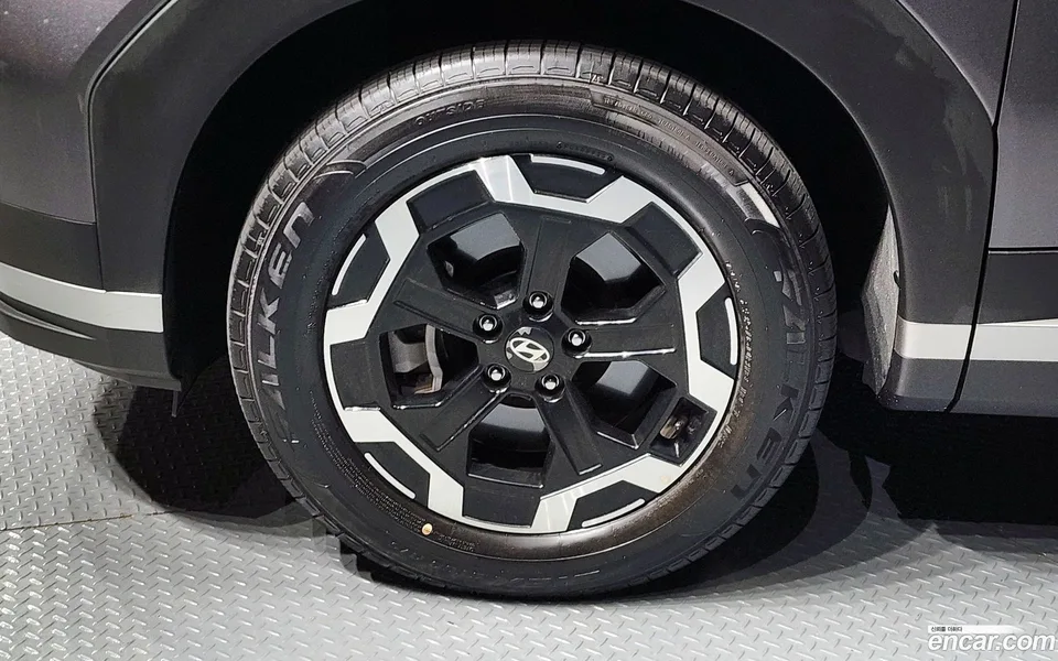 Hyundai SantaFe 2.5T 2WD 2024 — миниатюра 5