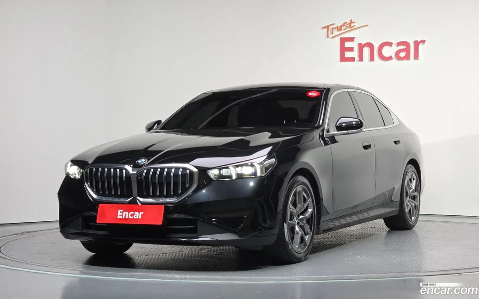 BMW 5 Series 2024