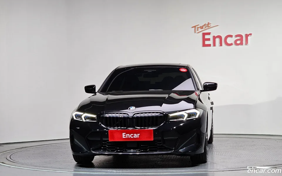 BMW 3 Series 320i M 2025 — миниатюра 3