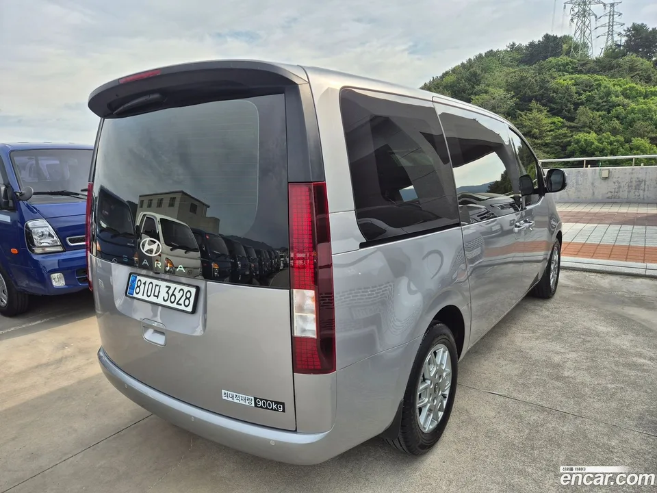 Hyundai Staria 3 2025 — миниатюра 4