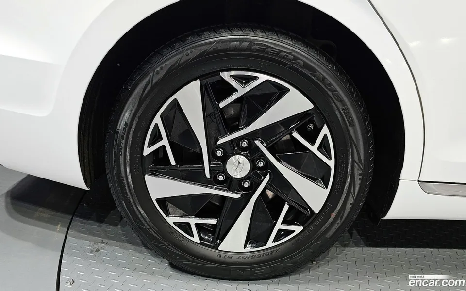 Hyundai Grandeur IG Hybrid 2022 — миниатюра 5