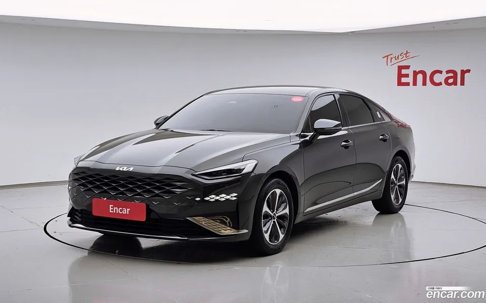 Kia K8 Hybrid 2022 — фото 1, купить с доставкой в Москву