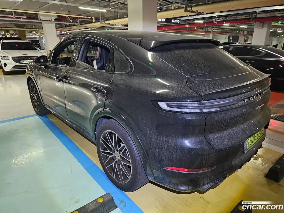 Porsche Cayenne 3.0 2024 — миниатюра 4