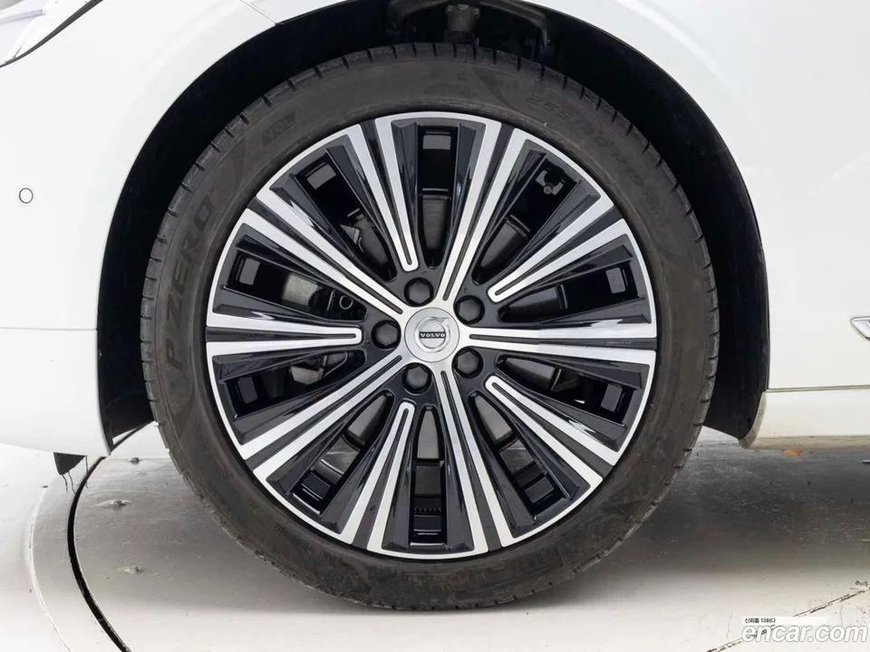 Volvo S90 B5 2023 — миниатюра 5