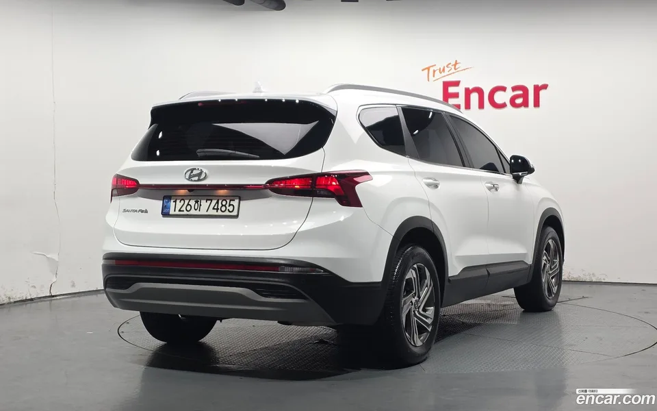 Hyundai SantaFe 2.5T 2WD 2022 — миниатюра 2