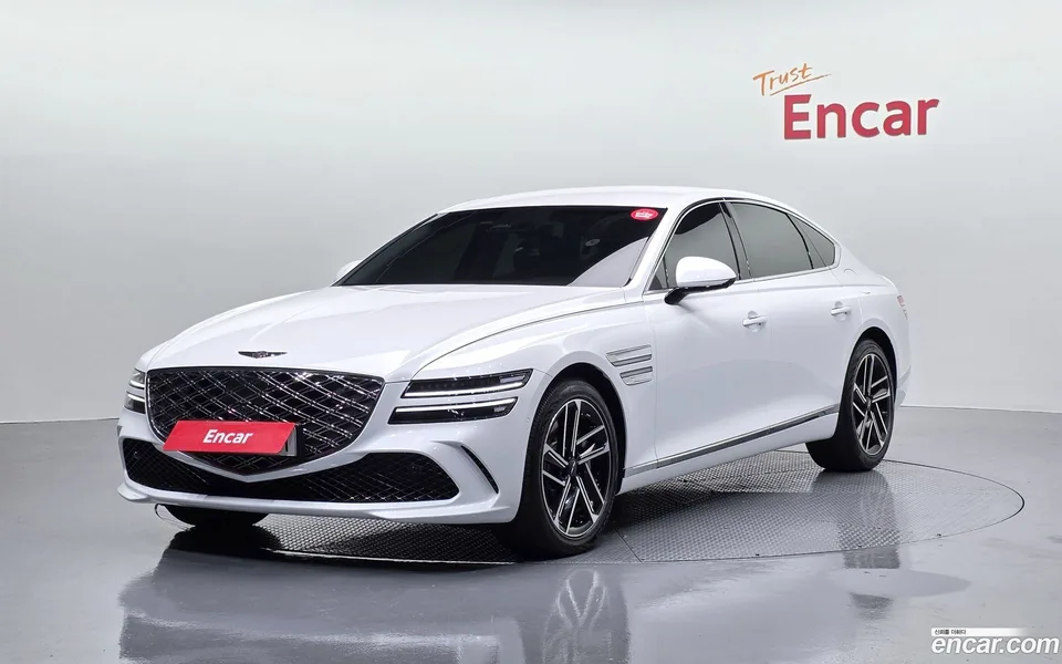 Genesis G80 2.5 AWD 2025 — фото 1, купить с доставкой в Москву