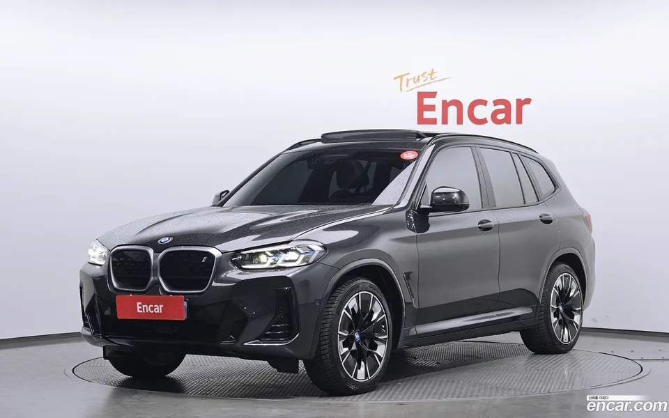 BMW iX3 M 2024 — фото 1, купить с доставкой в Москву