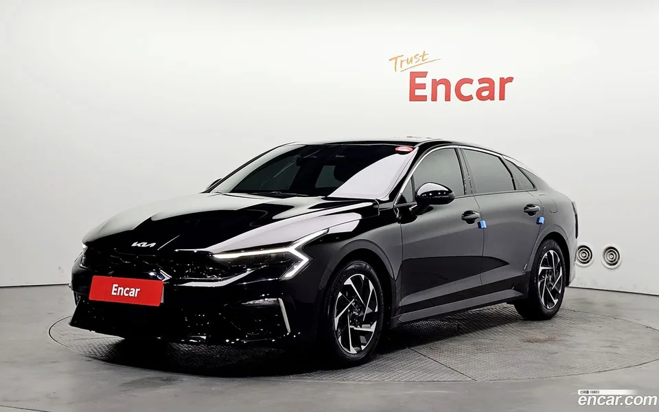Kia K5 Hybrid 2024 — фото 1, купить с доставкой в Москву