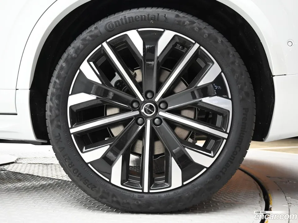 Volvo XC90 B6 2026 — миниатюра 5