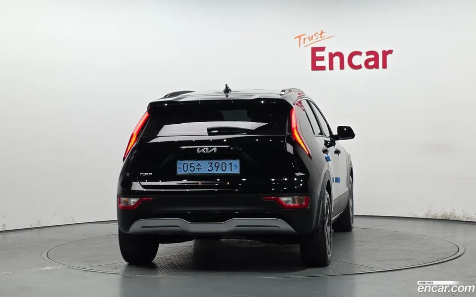 Kia Niro EV 2023 — thumbnail 4
