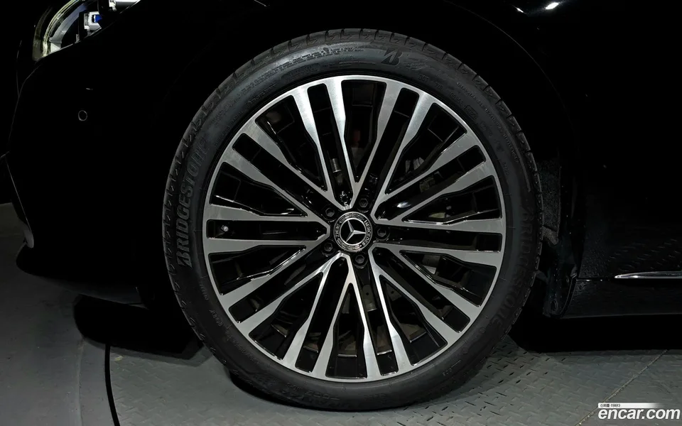 Mercedes-Benz S-Class S450L 4MATIC 2024 — миниатюра 5