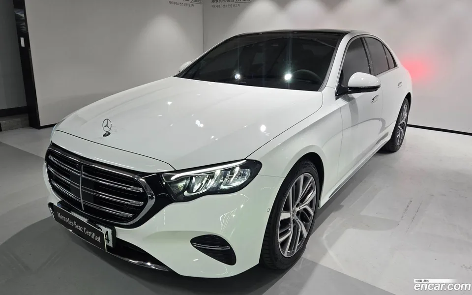 Mercedes-Benz E-Class 2025