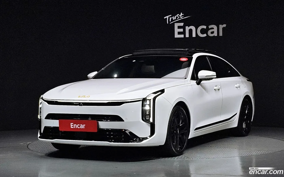 Kia K8 Hybrid 2025