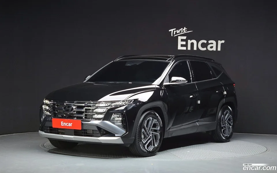 Hyundai Tucson NX4 1.6 2WD 2024 — фото 1, купить с доставкой в Москву
