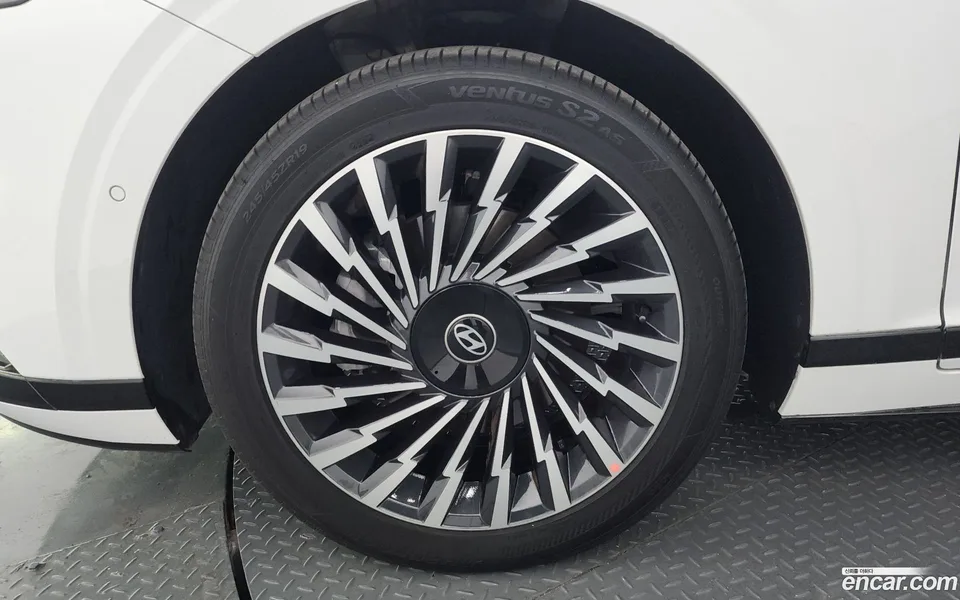 Hyundai Grandeur 2.5 2WD 2022 — миниатюра 5