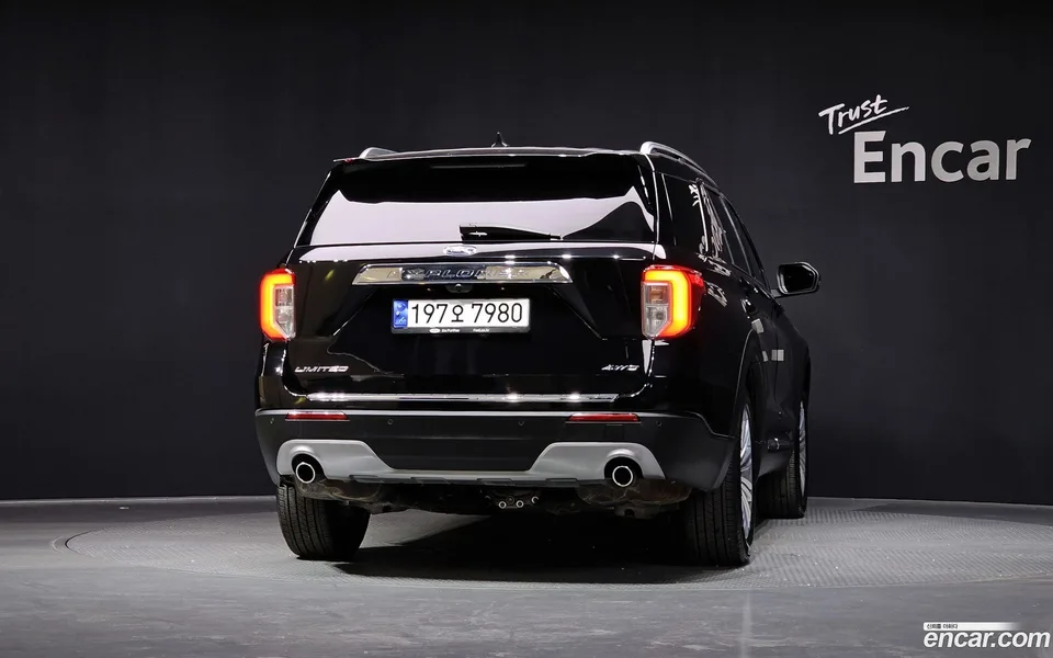 Ford Explorer 2.3 4WD 2022 — миниатюра 4