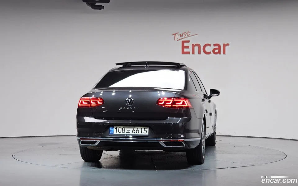 Volkswagen Passat GT 2.0 TDI 2022 — миниатюра 4