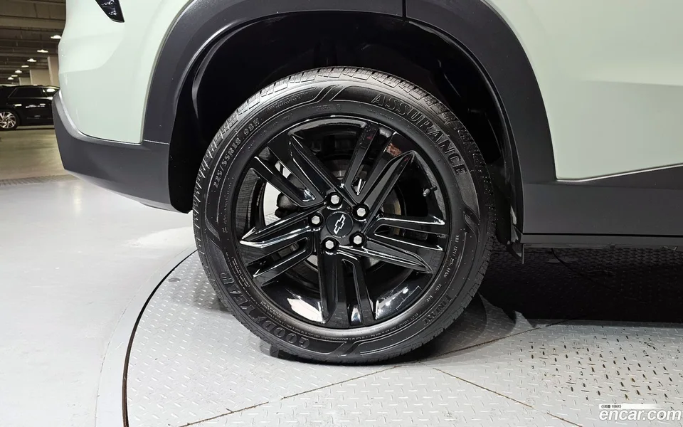 Chevrolet Trax Crossover 1.2 ACTIV 2023 — миниатюра 2