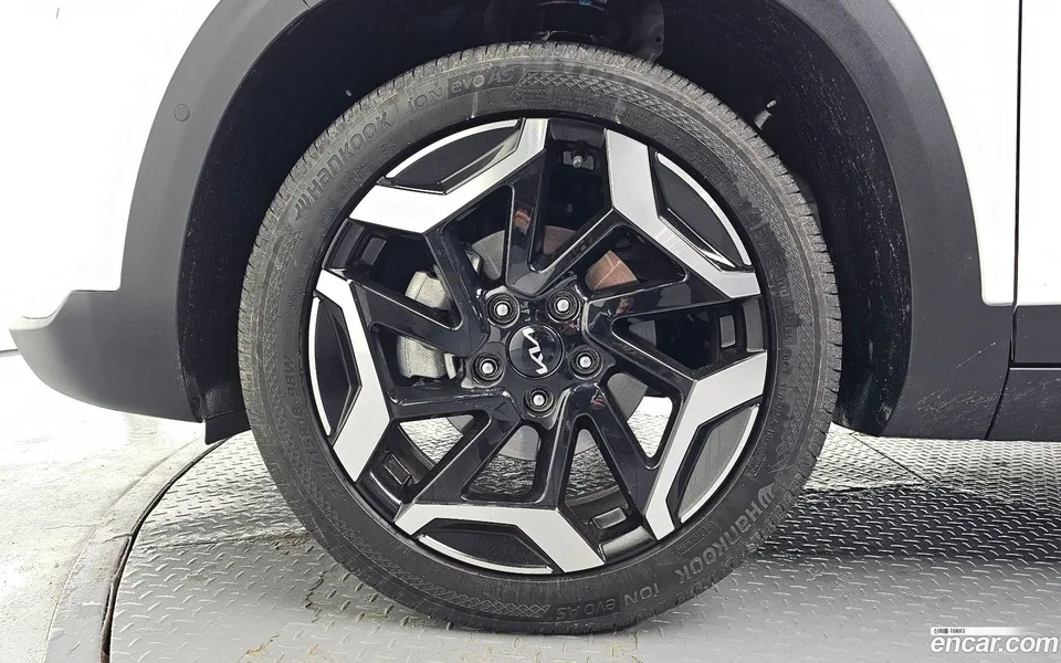 Kia Seltos 2.0 2WD 2024 — миниатюра 4