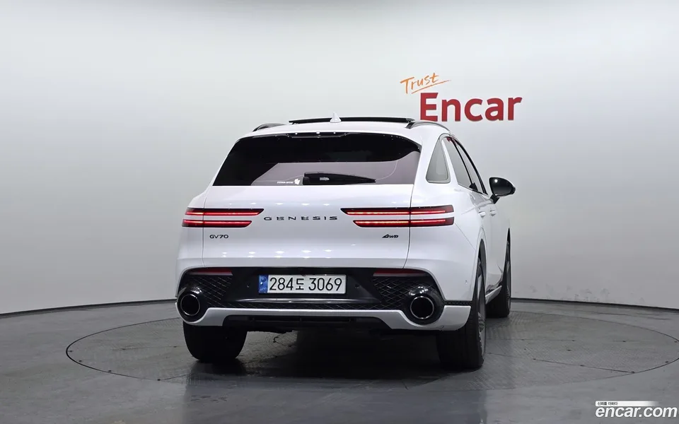 Genesis GV70 2.5T AWD 2022 — миниатюра 4
