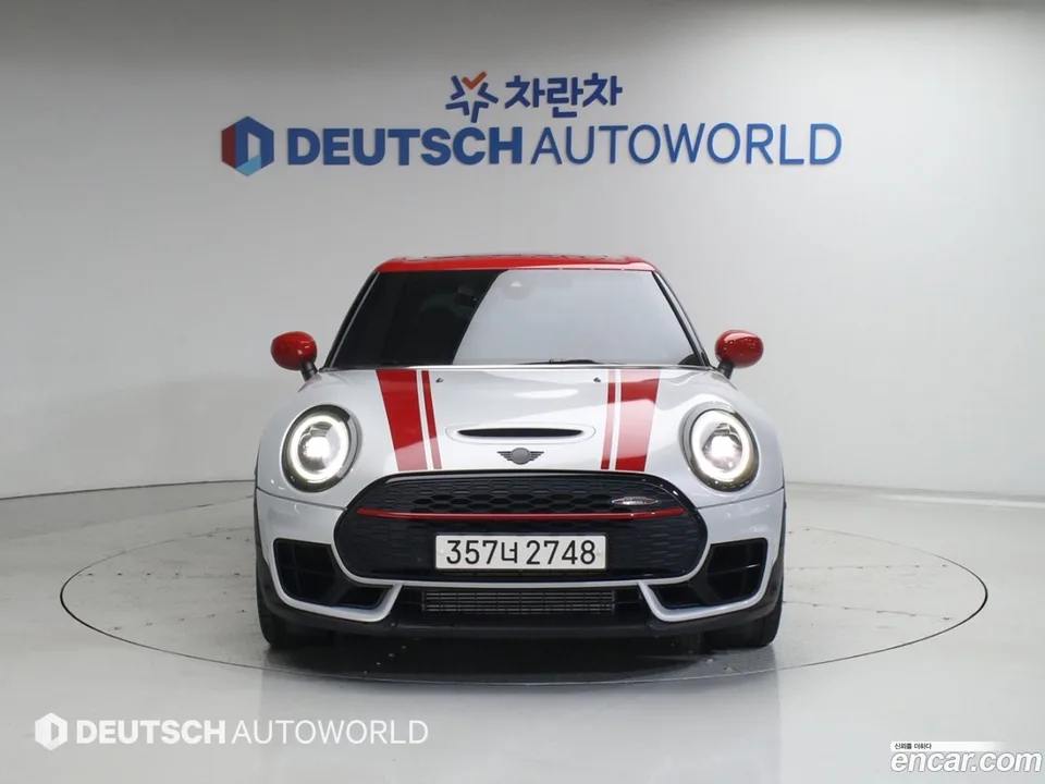 MINI Cooper S Clubman JCW 2022 — миниатюра 3
