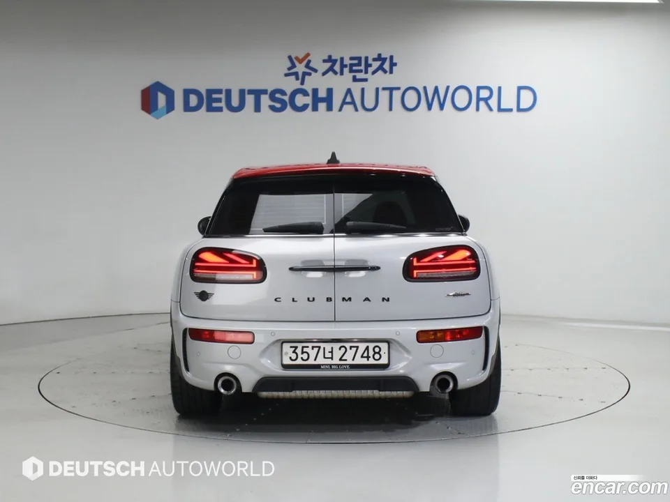 MINI Cooper S Clubman JCW 2022 — миниатюра 4