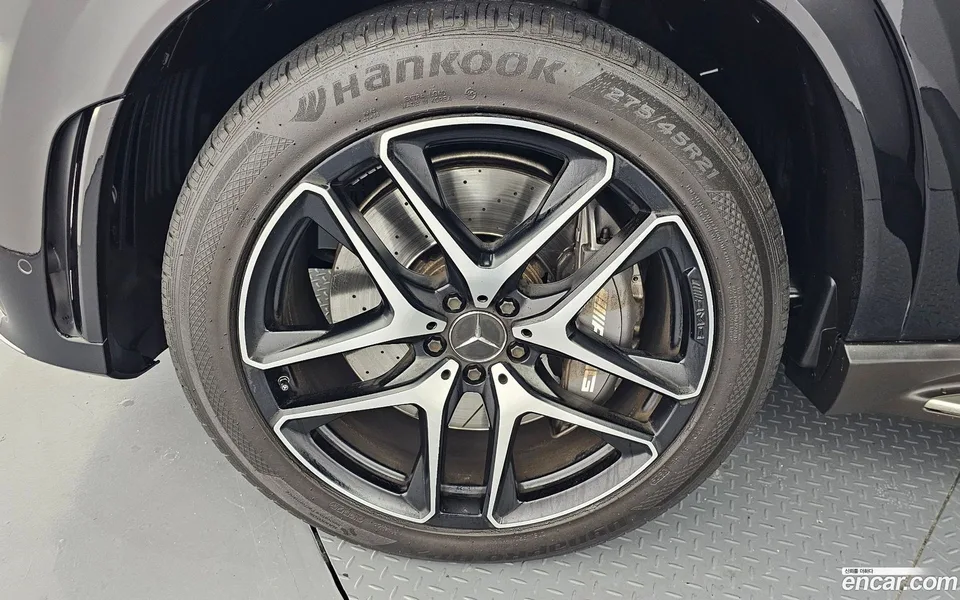 Mercedes-Benz GLE-Class AMG GLE53 4MATIC+ 2023 — миниатюра 5