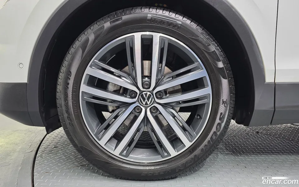 Volkswagen Tiguan 2.0 TDI 2022 — миниатюра 5