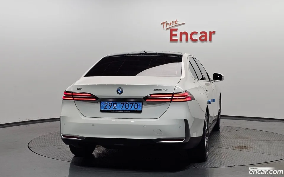 BMW i5 eDrive 40 2024 — миниатюра 4
