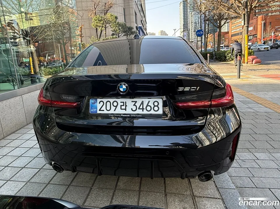 BMW 3 Series 320i M 2025 — миниатюра 4