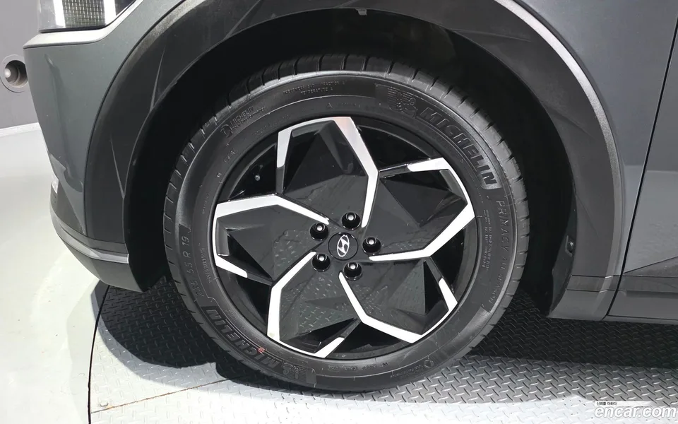 Hyundai Ioniq 5 2024 — миниатюра 2