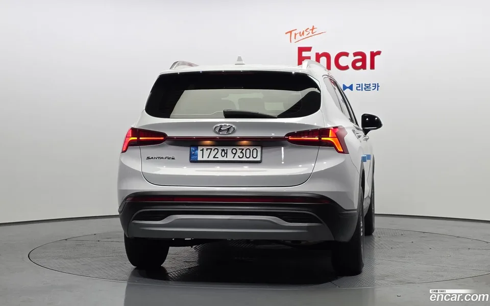 Hyundai SantaFe 2.2 2WD 2023 — миниатюра 4
