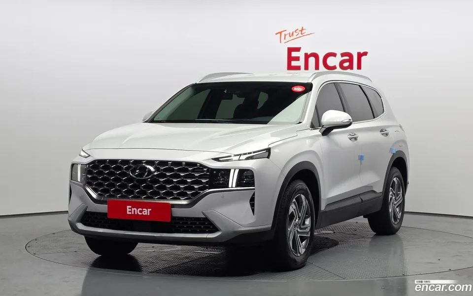 Hyundai SantaFe 2.2 2WD 2023 — фото 1, купить с доставкой в Москву