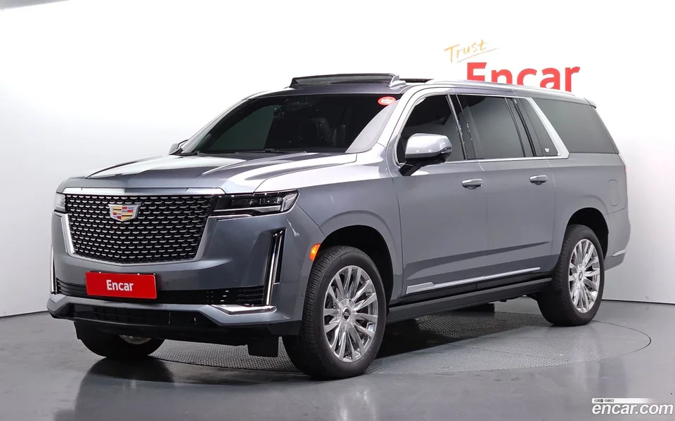 Cadillac Escalade 6.2 ESV 2022 — фото 1, купить с доставкой в Москву