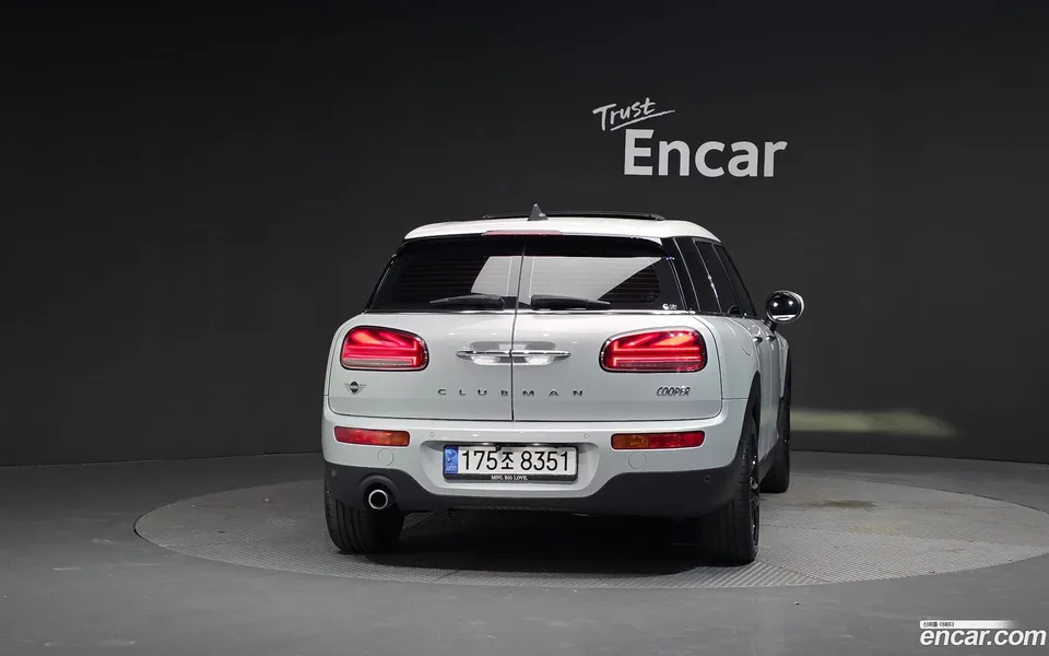 MINI Cooper Clubman 2022 — миниатюра 4