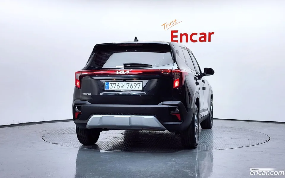 Kia Seltos 2.0 2WD 2024 — миниатюра 4