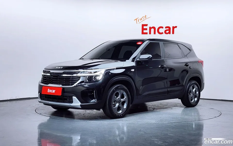 Kia Seltos 2.0 2WD 2024 — фото 1, купить с доставкой в Москву