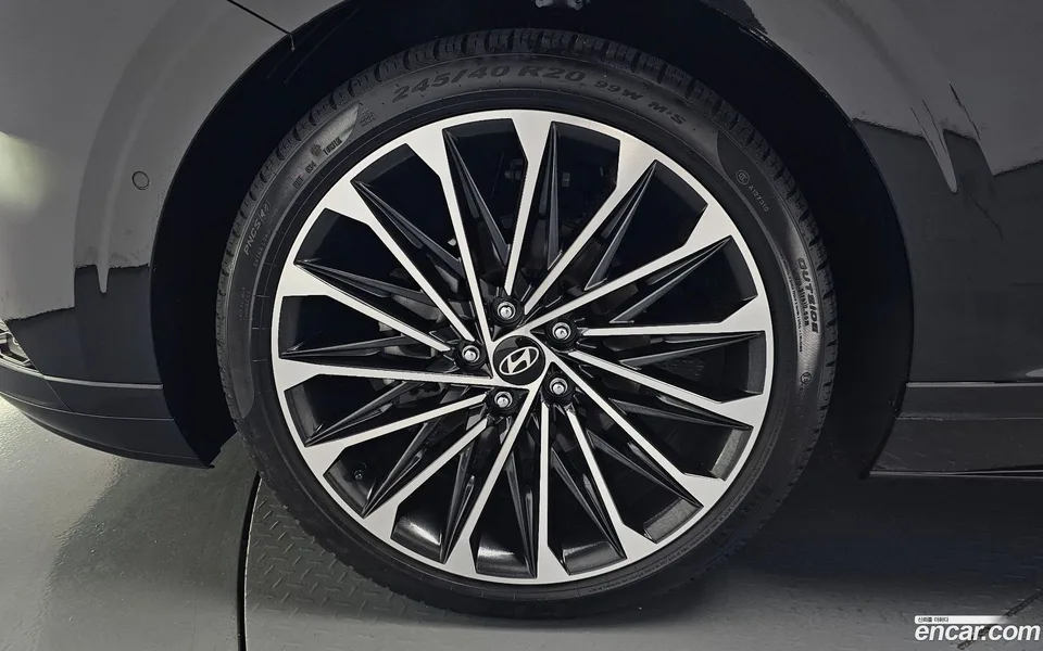 Hyundai Grandeur Hybrid 2024 — миниатюра 5