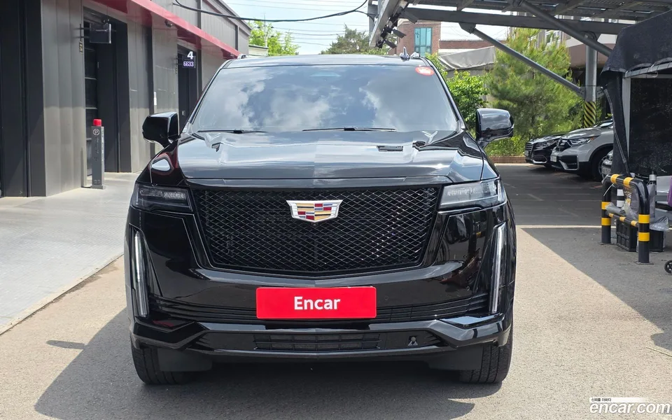 Cadillac Escalade 6.2 ESV 2023 — миниатюра 3