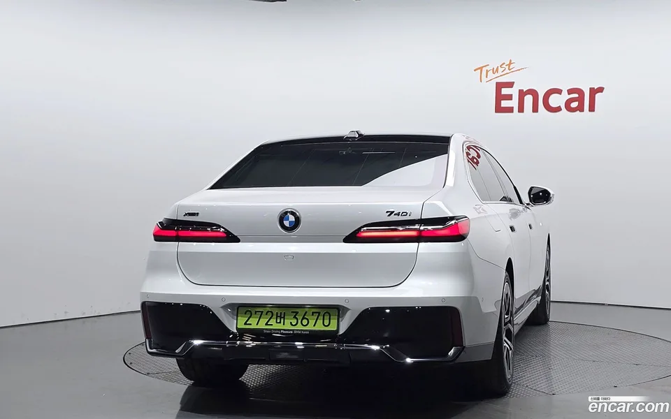 BMW 7 Series 740i xDrive M 2025 — миниатюра 4