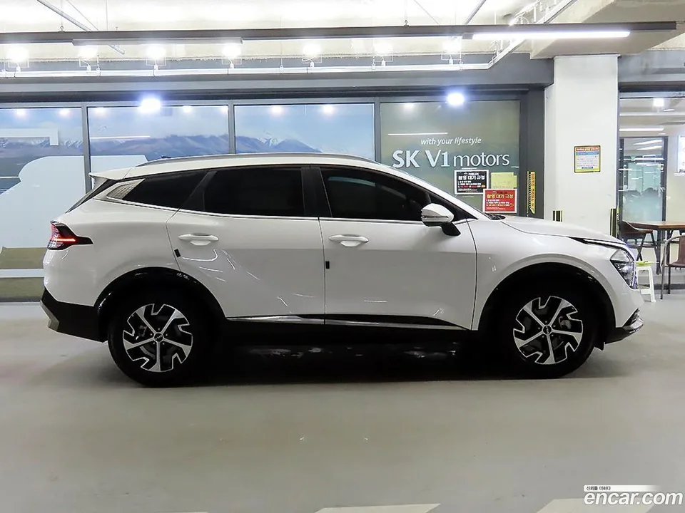 Kia Sportage Hybrid 2WD 2023 — thumbnail 3