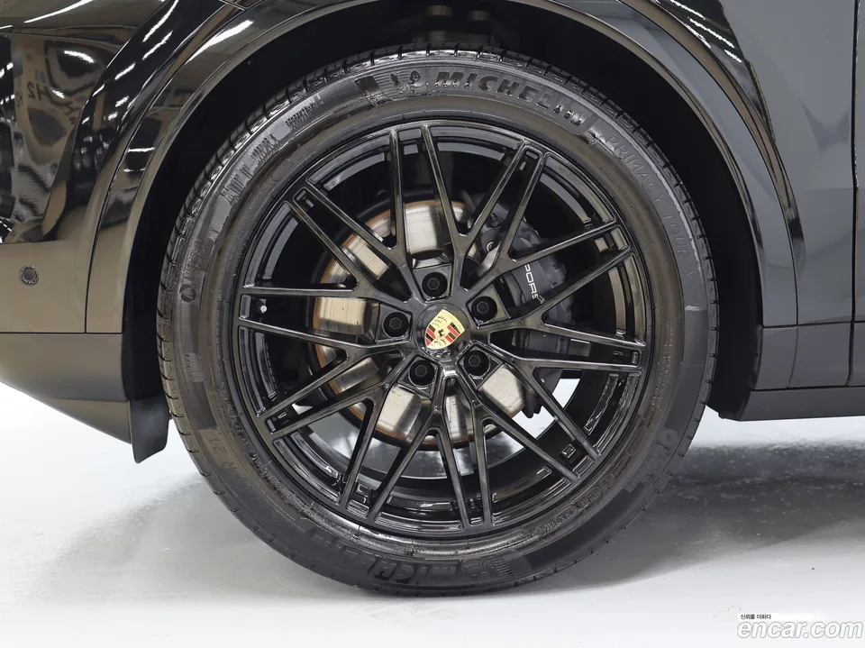 Porsche Cayenne 3.0 2023 — миниатюра 5