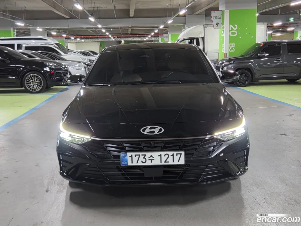 Hyundai Avante CN7 1.6 2025 — фото 1, купить с доставкой в Москву
