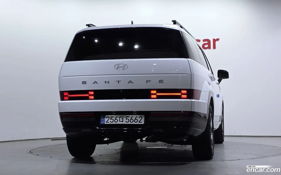Hyundai SantaFe HEV 1.6 2WD 2024 — миниатюра 4