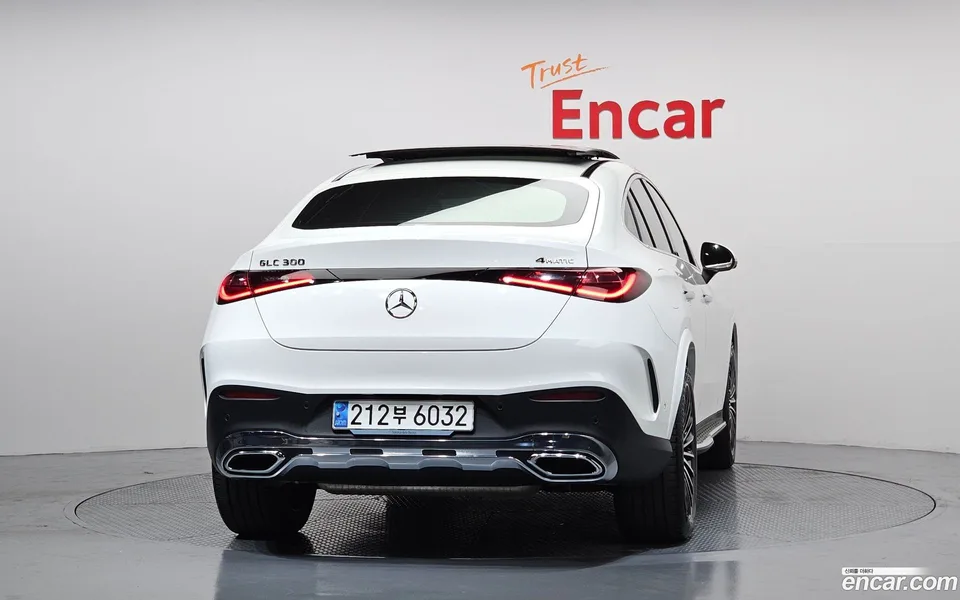 Mercedes-Benz GLC-Class GLC300 4MATIC 2024 — миниатюра 4