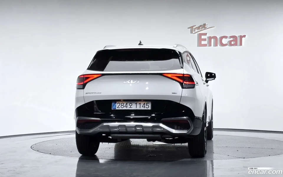 Kia Sportage Hybrid 2WD 2022 — миниатюра 4