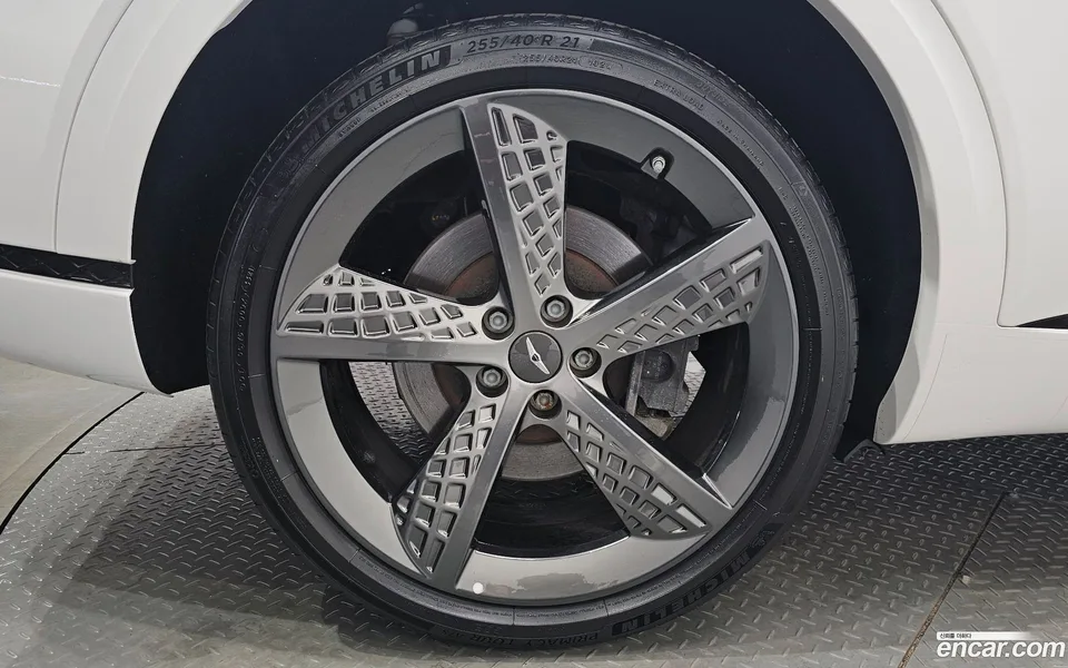 Genesis GV70 2.5T AWD 2022 — миниатюра 2