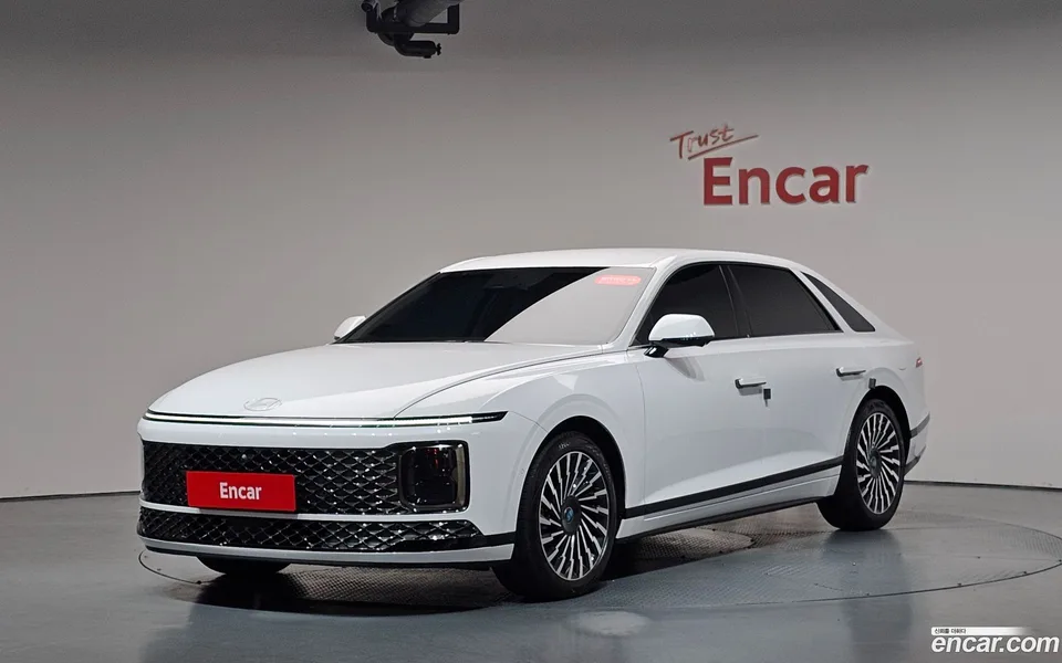 Hyundai Grandeur Hybrid 2025 — фото 1, купить с доставкой в Москву
